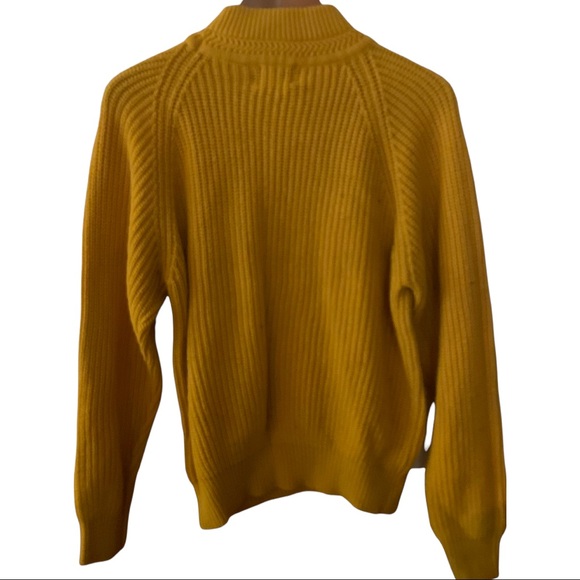 Picket and Post Woman’s Chunky Knit Sweater L - Picture 3 of 7